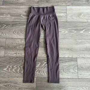 Ladies Ribbed Leggings - Purple